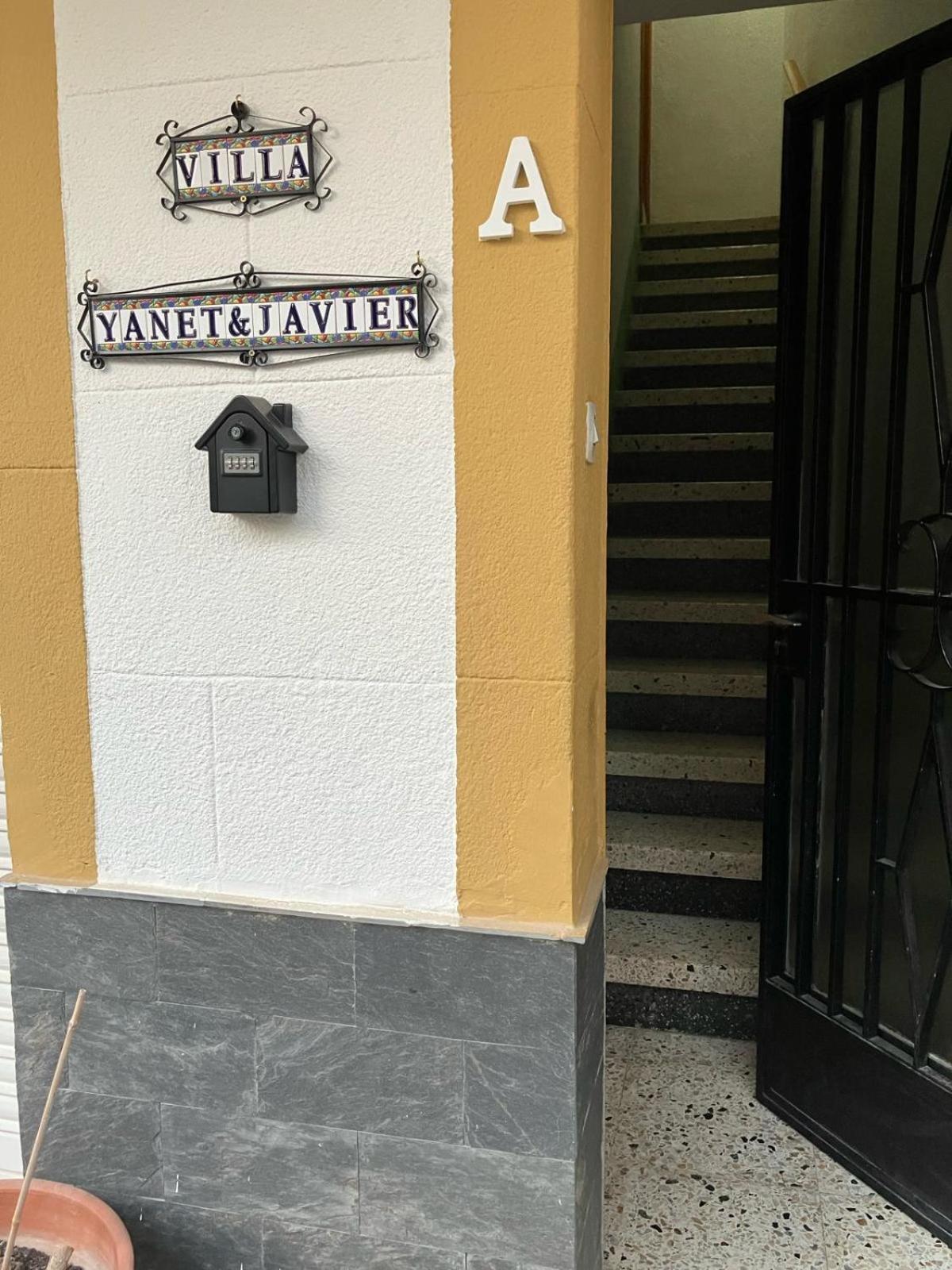 Villa Yanet La Granada Exterior foto